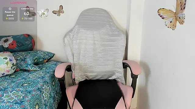 mari-ross online show from November 10, 1:59 am