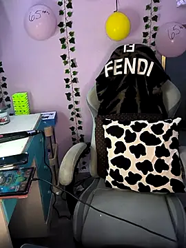 Purple2StayThnxx online show from September 8, 9:58 pm