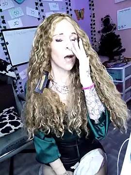 Purple2StayThnxx online show from December 19, 1:40 pm