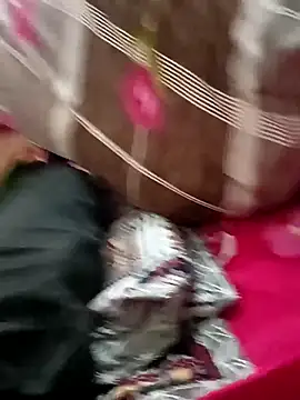 Snapshot of twpatil chatting on November 2, 6:27 am twpatil online show from November 2, 6:27 am