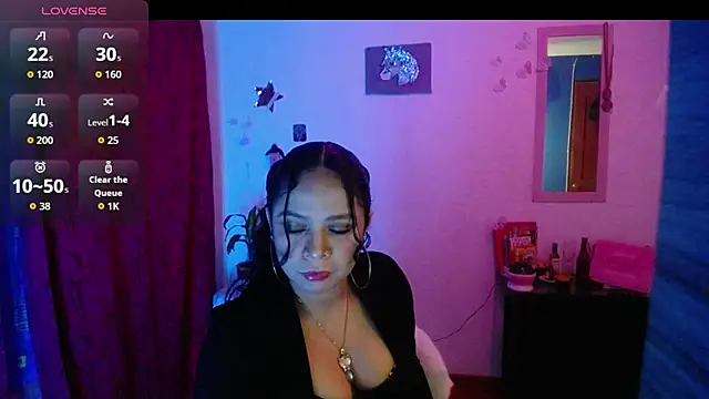 Snapshot of Sara_cute92 chatting on September 24, 10:18 am Sara cute92 online show from September 24, 10:18 am