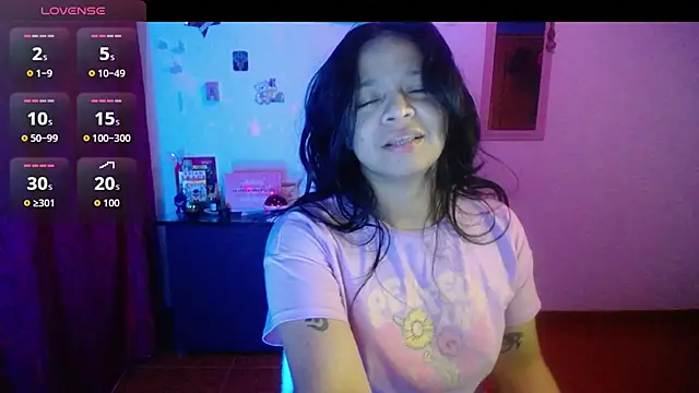 Snapshot of Sara_cute92 chatting on September 28, 10:20 am Sara cute92 online show from September 28, 10:20 am