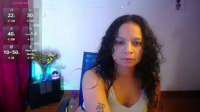 Snapshot of Sara_cute92 chatting on October 21, 4:57 am Sara cute92 online show from October 21, 4:57 am