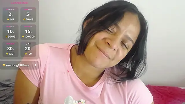 Snapshot of Sara_cute92 chatting on November 19, 3:56 pm Sara cute92 online show from November 19, 3:56 pm