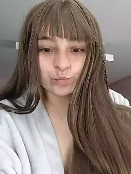 Aurora blaack online show from September 21, 4:30 pm