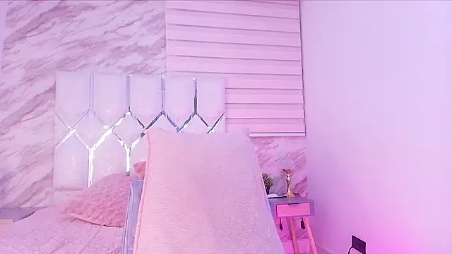 cataleya ebony  online show from February 3, 3:04 am