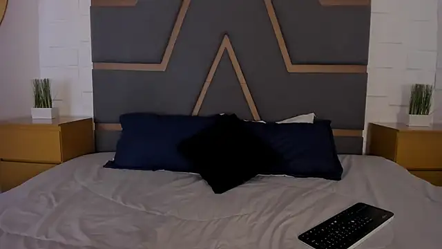 MeganHoffmaan online show from November 17, 3:34 am