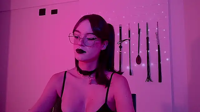 nina kink online show from May 30, 11:35 pm