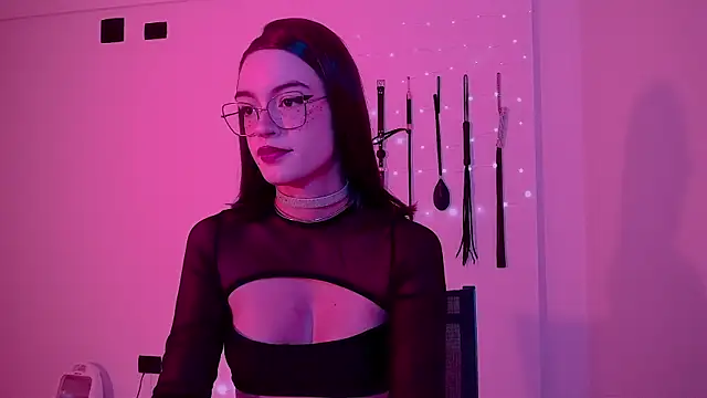 nina kink online show from June 4, 11:11 pm