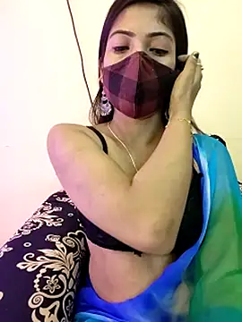 Snapshot of priya_26 chatting on October 3, 2:30 am priya 26 online show from October 3, 2:30 am