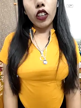 Snapshot of priya_26 chatting on October 16, 1:23 pm priya 26 online show from October 16, 1:23 pm