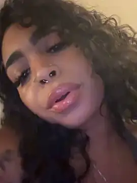 Snapshot of azaraxxxamor chatting on September 24, 2:04 am azaraxxxamor online show from September 24, 2:04 am
