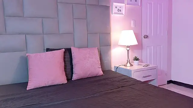 Noah Bells online show from March 21, 2:31 pm