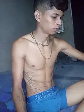 Snapshot of God_Eros_23cm chatting on October 24, 2:41 am God Eros 23cm online show from October 24, 2:41 am