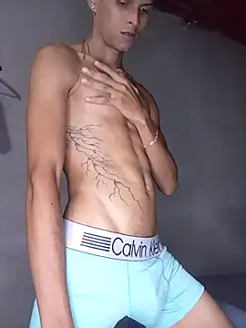 Snapshot of God_Eros_23cm chatting on November 14, 2:10 am God Eros 23cm online show from November 14, 2:10 am