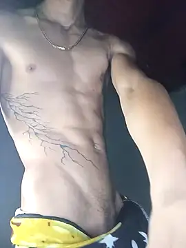 Snapshot of God_Eros_23cm chatting on December 5, 1:47 am God Eros 23cm online show from December 5, 1:47 am