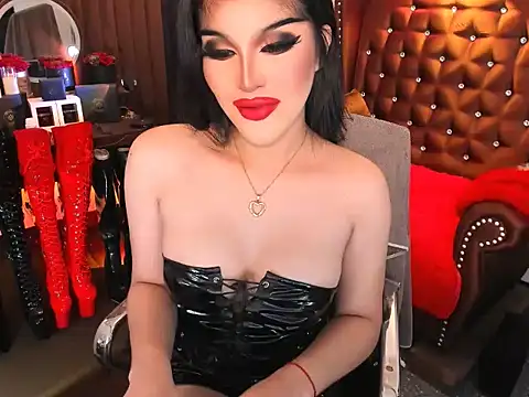 Snapshot of devongarcia chatting on November 12, 12:55 am devongarcia online show from November 12, 12:55 am