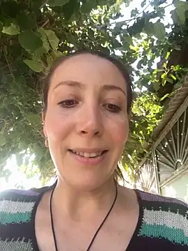 Snapshot of HellaryTourent chatting on September 10, 12:38 pm HellaryTourent online show from September 10, 12:38 pm