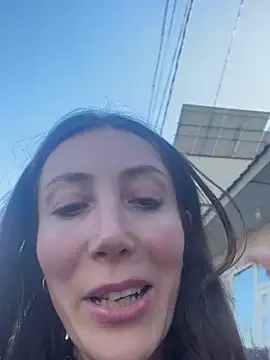 Snapshot of HellaryTourent chatting on September 12, 12:05 pm HellaryTourent online show from September 12, 12:05 pm