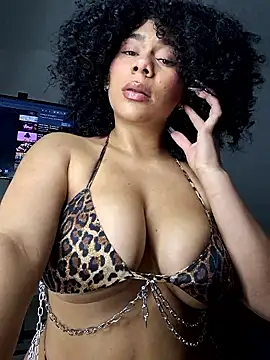 Snapshot of Yerystar chatting on October 26, 10:25 pm Yerystar online show from October 26, 10:25 pm