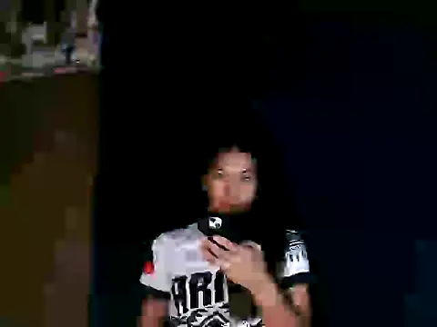 Snapshot of Asian_PrettyAle chatting on November 2, 1:52 am Asian PrettyAle online show from November 2, 1:52 am