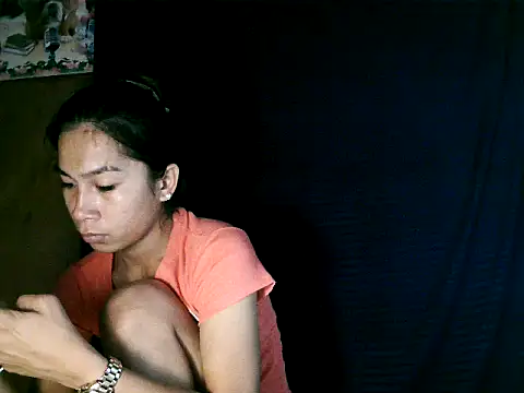 Snapshot of Asian_PrettyAle chatting on November 5, 10:59 am Asian PrettyAle online show from November 5, 10:59 am