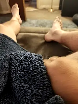 Snapshot of hubbyfun19 chatting on November 1, 7:54 am hubbyfun19 online show from November 1, 7:54 am