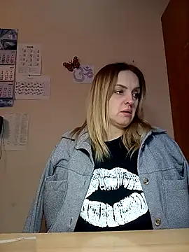 Ami Foxy online show from January 15, 7:35 am