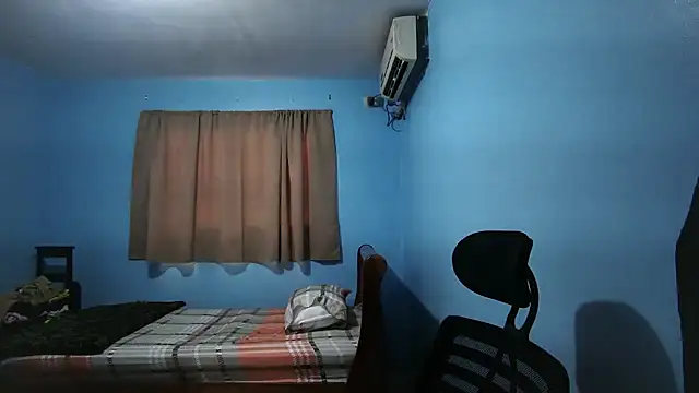 Jaket lovers online show from November 21, 7:12 pm