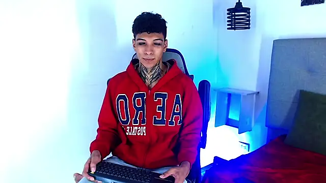 Rick Wade online show from January 19, 3:54 am