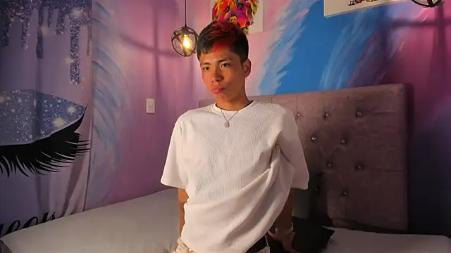 MaxiWildd online show from October 8, 12:58 pm