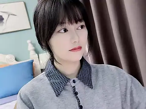 Snapshot of sarah111 chatting on November 7, 3:06 am sarah111 online show from November 7, 3:06 am