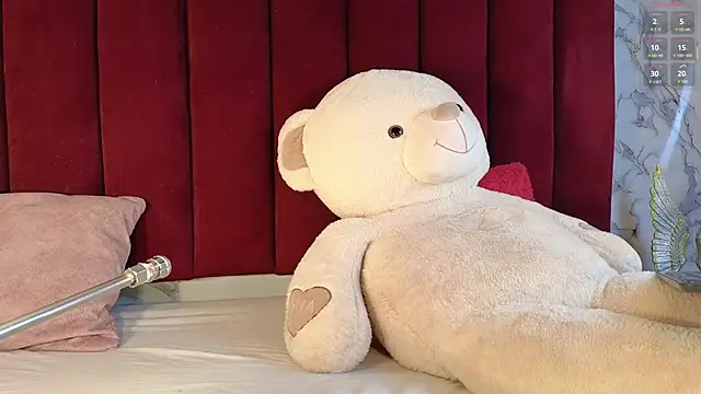 Snapshot of PrincePoppy chatting on November 16, 8:25 pm PrincePoppy online show from November 16, 8:25 pm