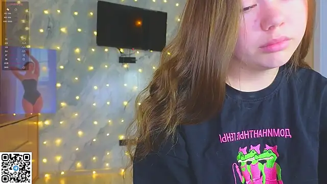 miss bubbles  online show from December 18, 11:22 pm