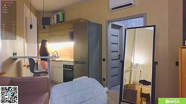 miss bubbles  online show from March 18, 12:25 am