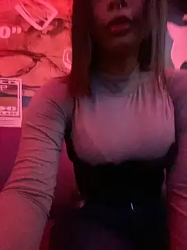 Snapshot of PamelaCullen chatting on December 2, 5:24 am PamelaCullen online show from December 2, 5:24 am