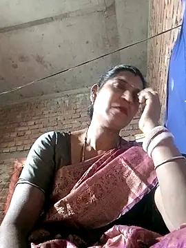 Savita992 online show from February 4, 9:04 am