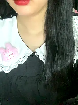 Snapshot of Linhtruong_ chatting on November 3, 4:25 am Linhtruong online show from November 3, 4:25 am