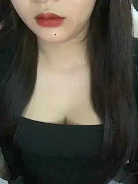 Snapshot of Linhtruong_ chatting on November 20, 4:23 am Linhtruong online show from November 20, 4:23 am