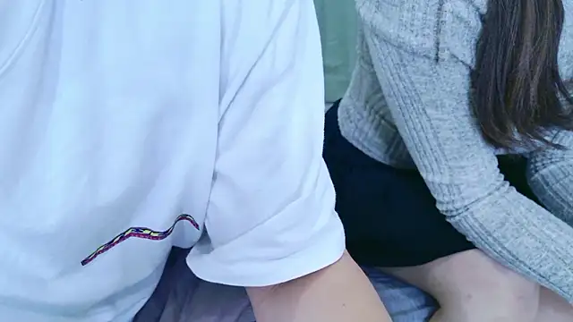 C-4bomb online show from November 16, 8:53 am