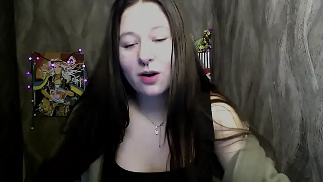 Snapshot of Linda_S_ chatting on November 18, 5:17 pm Linda S online show from November 18, 5:17 pm