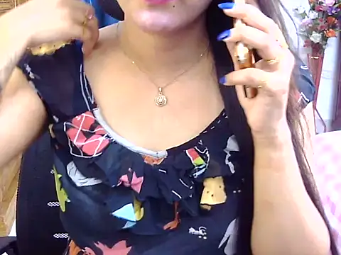 Snapshot of Obonti_2000 chatting on September 26, 6:23 pm Obonti 2000 online show from September 26, 6:23 pm