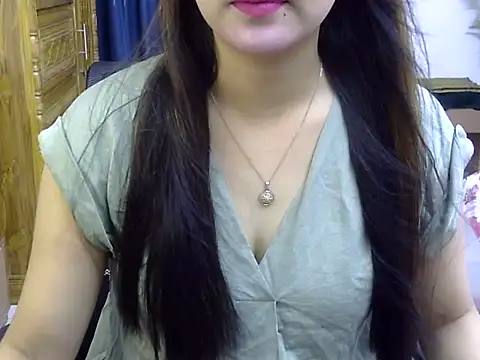 Snapshot of Obonti_2000 chatting on October 12, 4:39 pm Obonti 2000 online show from October 12, 4:39 pm