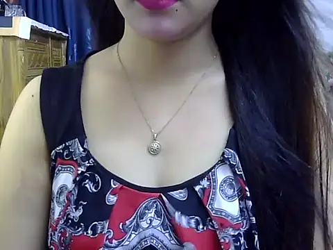 Snapshot of Obonti_2000 chatting on October 18, 4:52 pm Obonti 2000 online show from October 18, 4:52 pm