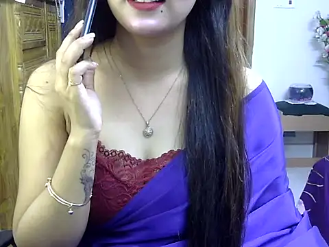 Snapshot of Obonti_2000 chatting on October 28, 5:26 pm Obonti 2000 online show from October 28, 5:26 pm