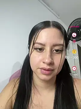 lucy grey25 online show from May 24, 11:10 pm