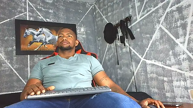 big blackmen19 online show from May 21, 1:51 pm