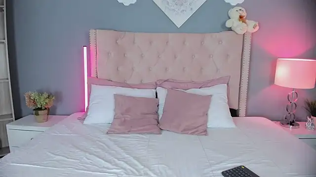 Joe And Emma online show from September 9, 10:20 pm