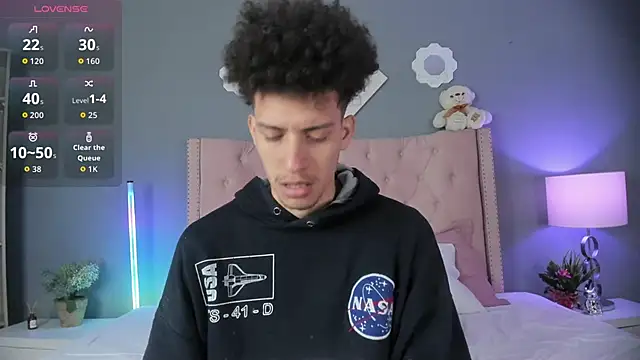 Joe And Emma online show from November 13, 10:08 pm