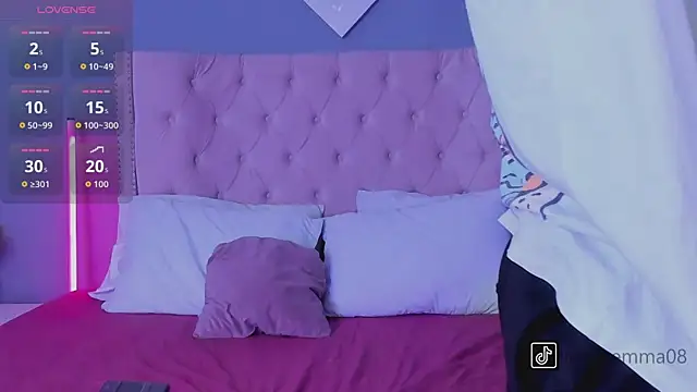 Joe And Emma online show from November 17, 8:14 pm